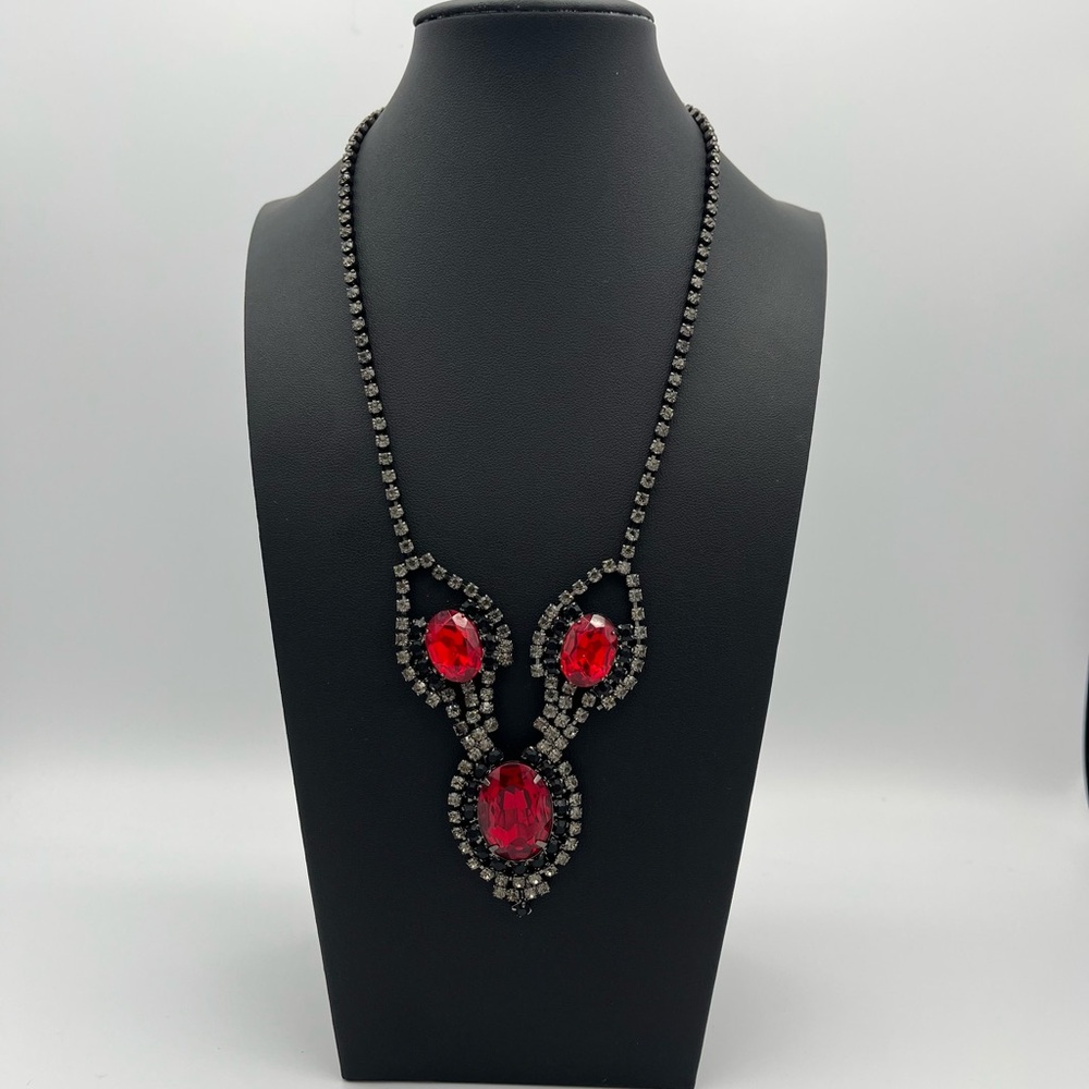 Vintage 1960s Ruby & Onyx Rhinestone Demi-Parure | Juliana Style Tiered Necklace - Picture 2 of 14